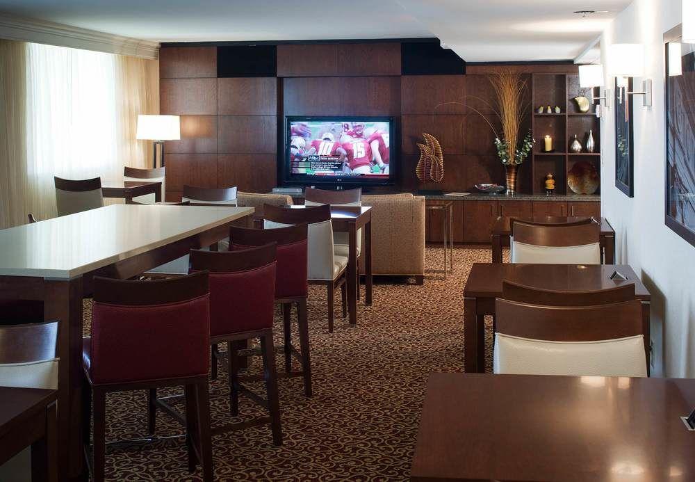 Richmond Marriott Hotel Exterior photo