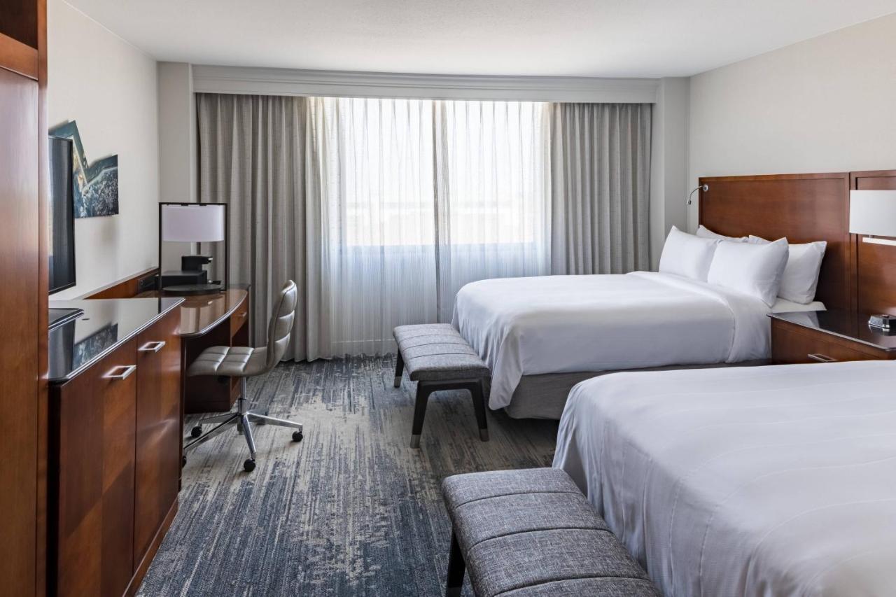 Richmond Marriott Hotel Exterior photo