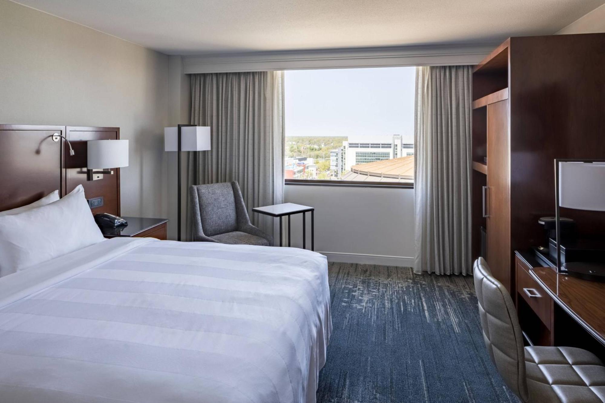Richmond Marriott Hotel Exterior photo